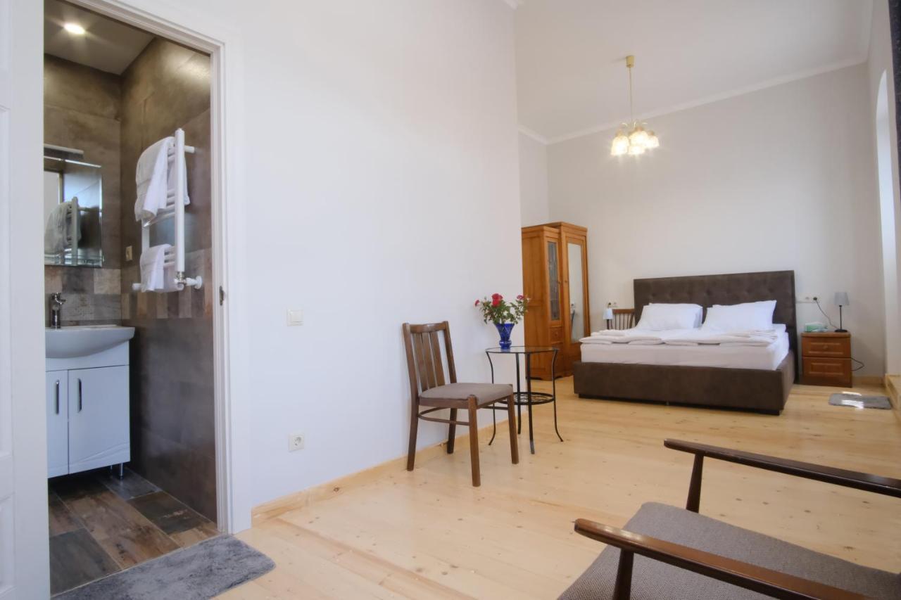 Toon 55 Hotel Gyumri Luaran gambar